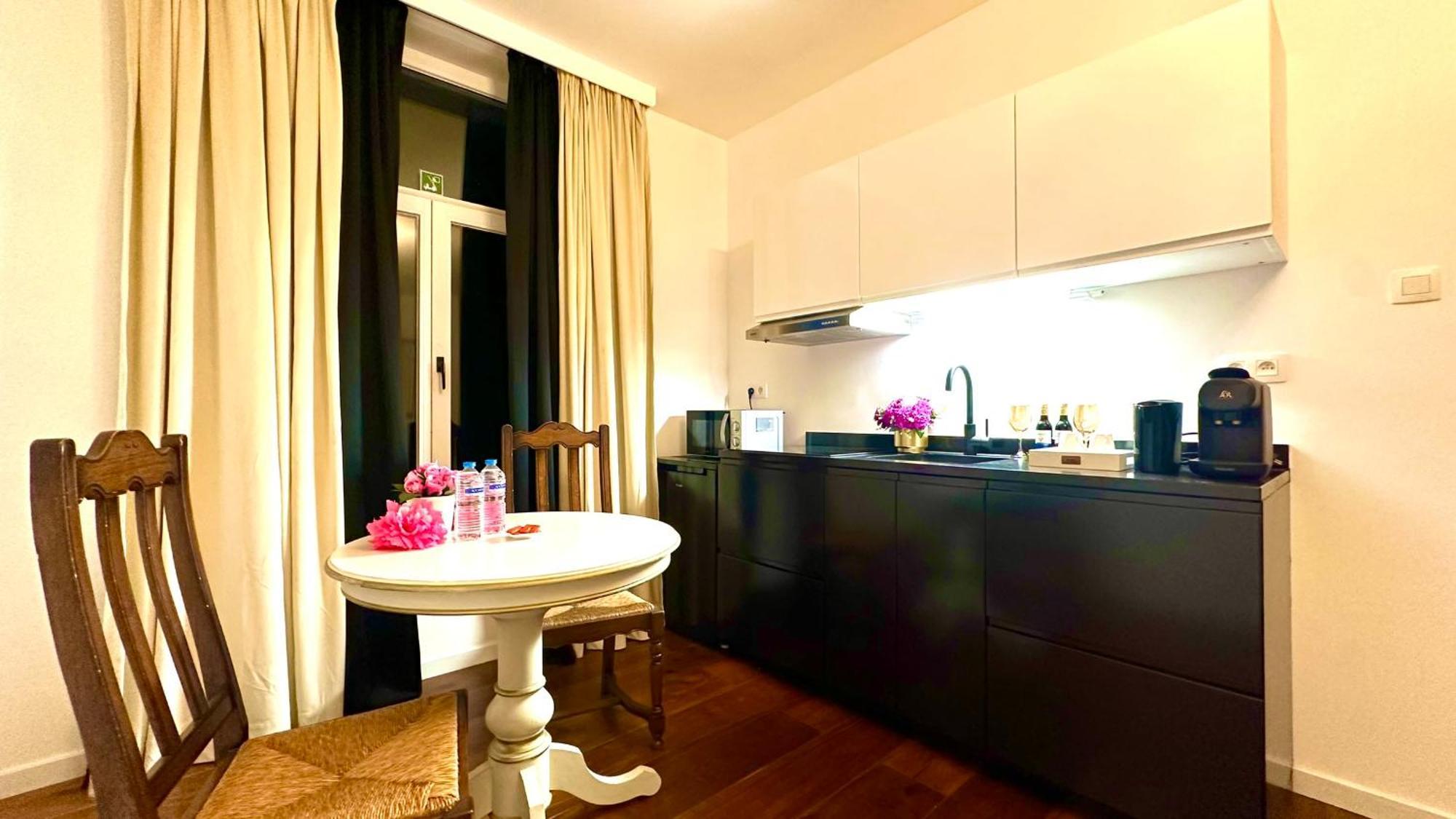 Royal Horses Bed & Breakfast Overijse Bagian luar foto